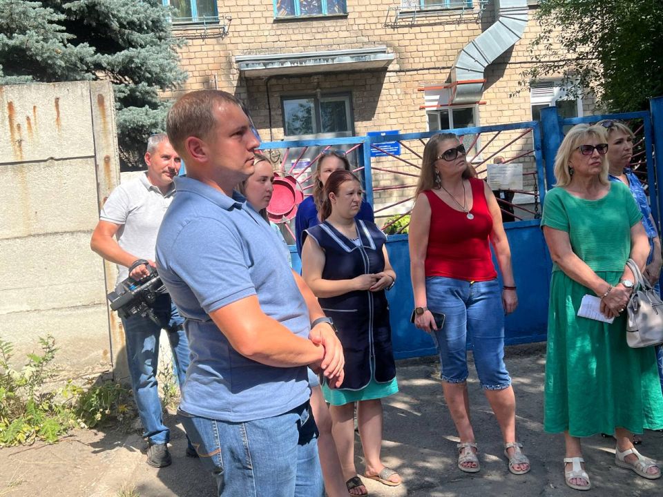 Встреча с населением на подведомственной территории Встреча с населением на подведомственной территории