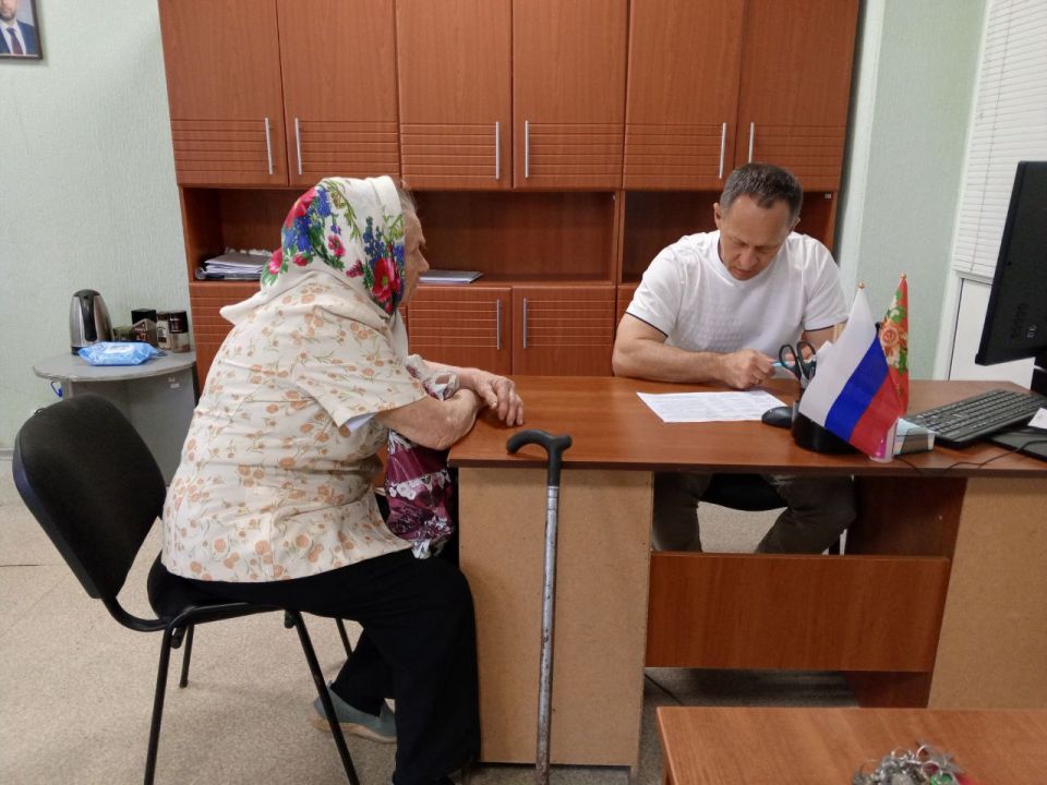 Александр Пеняев: Сегодняшний приём граждан вновь подтвердил, что ваши обращения — это наш общий компас в работе Александр Пеняев: Сегодняшний приём граждан вновь подтвердил, что ваши обращения — это наш общий компас в работе