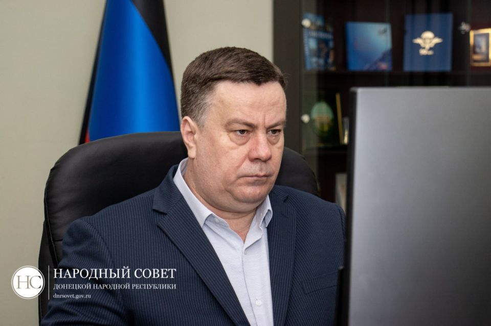 Константин Кузьмин: В Донецкой Народной Республике продолжается восстановление улично-дорожной сети Константин Кузьмин: В Донецкой Народной Республике продолжается восстановление улично-дорожной сети