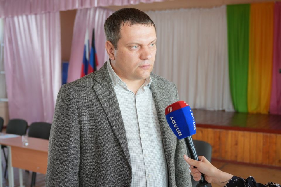 Ольга Колударова: По поручению Главы ДНР встретился с родителями и педагогами Кировского района столицы Ольга Колударова: По поручению Главы ДНР встретился с родителями и педагогами Кировского района столицы