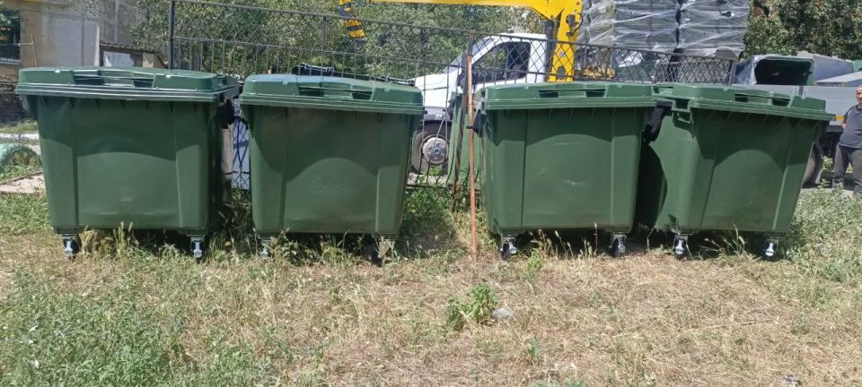 В Снежном продолжается модернизация системы сбора ТКО В Снежном продолжается модернизация системы сбора ТКО