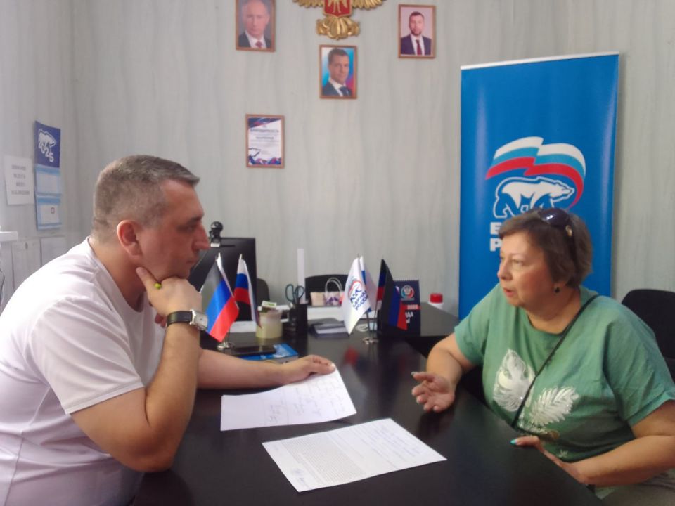Юрий Будрин: Сегодня, 11 июля 2025 года в Кировском районе г. Донецка состоялся приём граждан в Общественной приемной Общественного Движения «Донецкая Республика» и Всероссийской политической партии Единая Россия Юрий Будрин: Сегодня, 11 июля 2025 года в Кировском районе г. Донецка состоялся приём граждан в Общественной приемной Общественного Движения «Донецкая Республика» и Всероссийской политической партии Единая Россия