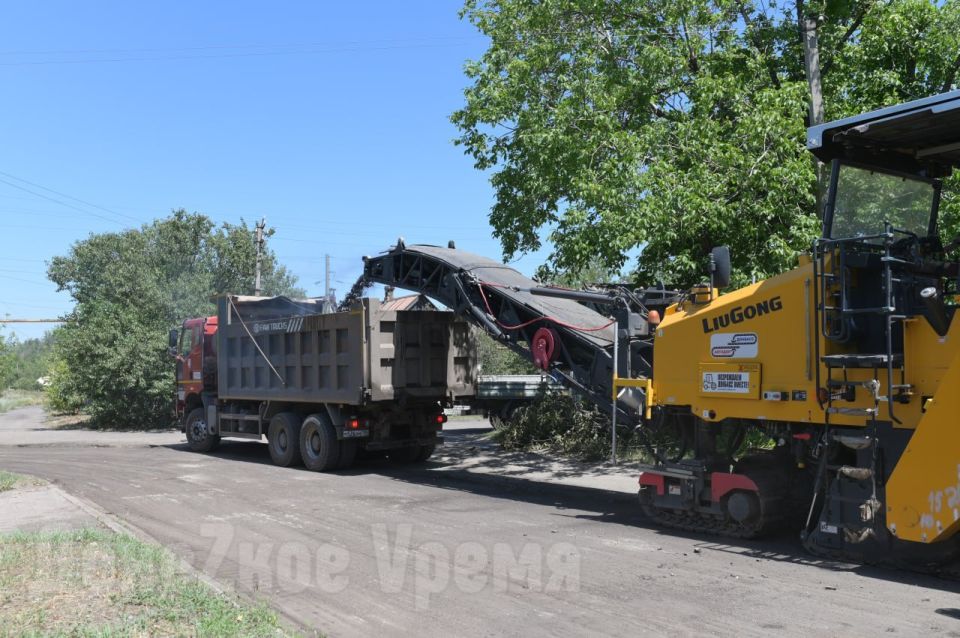 Жалоб нет, но есть пожелания: донецкие водители прокомментировали ремонт дорог в городе Жалоб нет, но есть пожелания: донецкие водители прокомментировали ремонт дорог в городе