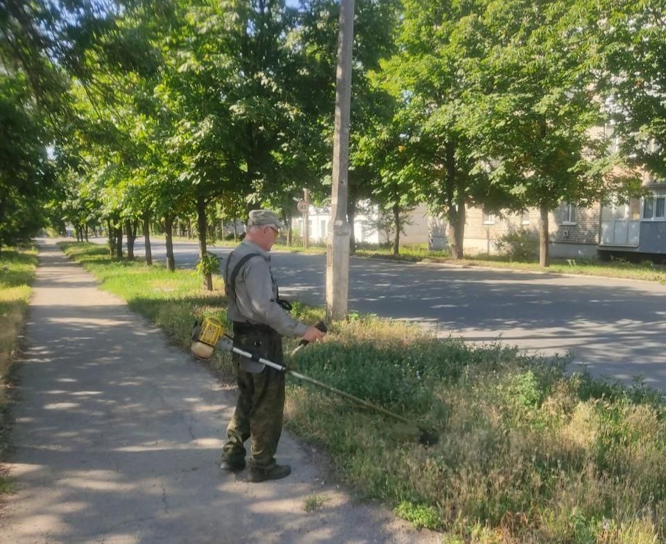Александр Качанов: В Докучаевске на постоянной основе выполняется комплекс мер по благоустройству территории округа Александр Качанов: В Докучаевске на постоянной основе выполняется комплекс мер по благоустройству территории округа