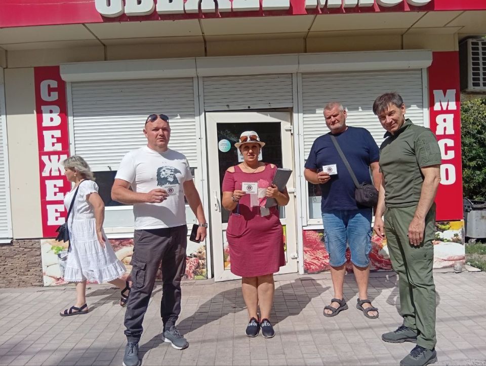 Наталья Бегуненко: В Петровском районе прошел плановый рейд Народного контроля по соблюдению правил торговли и санитарных норм Наталья Бегуненко: В Петровском районе прошел плановый рейд Народного контроля по соблюдению правил торговли и санитарных норм