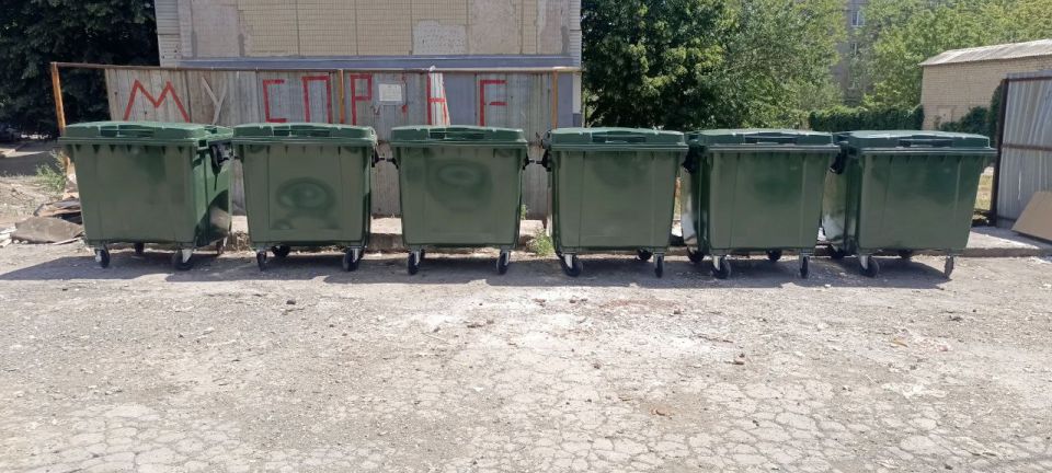 В Снежном продолжается модернизация системы сбора ТКО В Снежном продолжается модернизация системы сбора ТКО