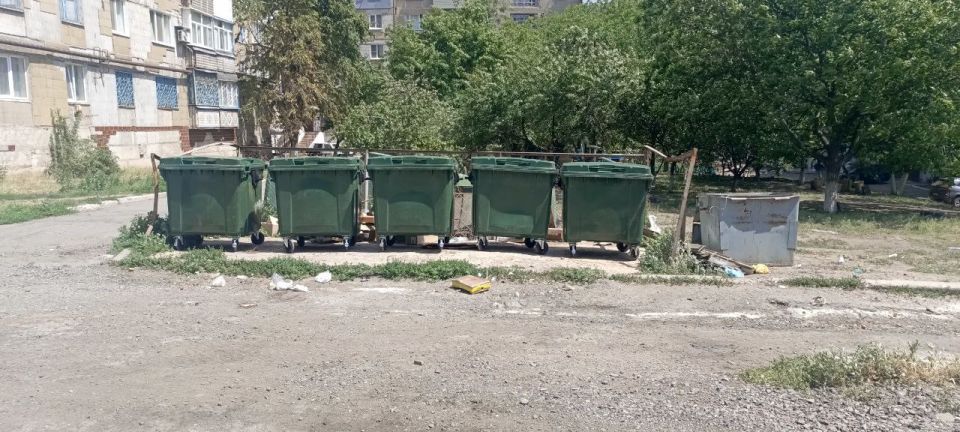 В Снежном продолжается модернизация системы сбора ТКО В Снежном продолжается модернизация системы сбора ТКО