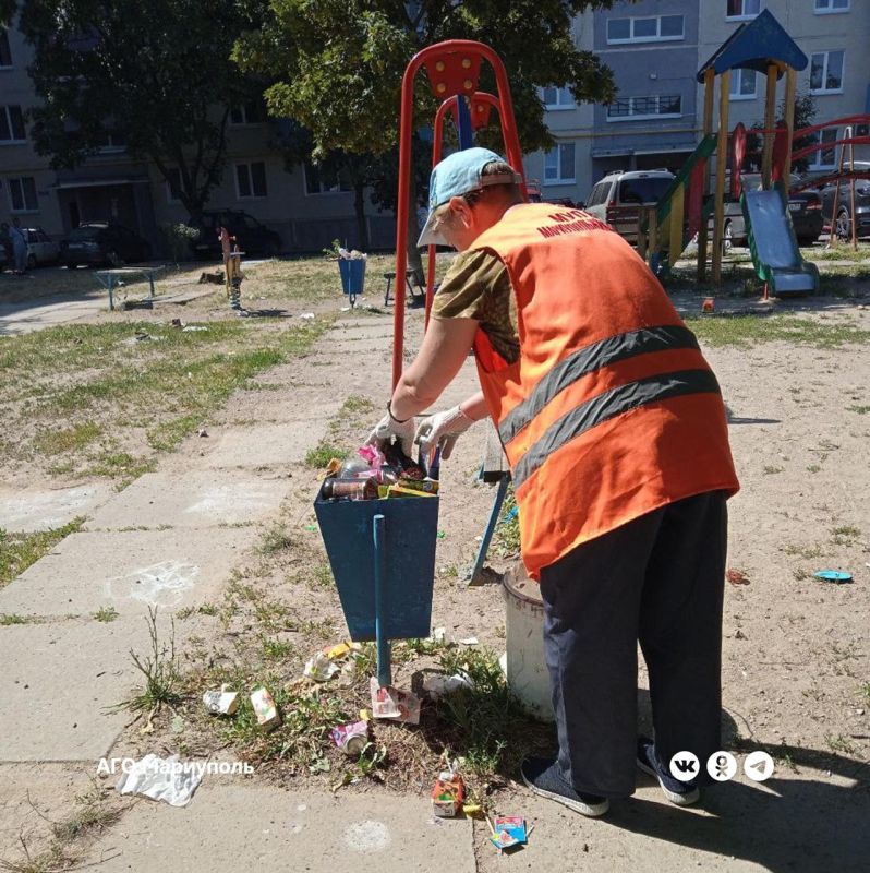 «Мариупольжилкомплекс» благоустроил дворы левобережья «Мариупольжилкомплекс» благоустроил дворы левобережья