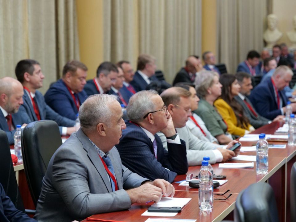В Саратове состоялось Всероссийское совещание с председателями региональных избирательных комиссий В Саратове состоялось Всероссийское совещание с председателями региональных избирательных комиссий
