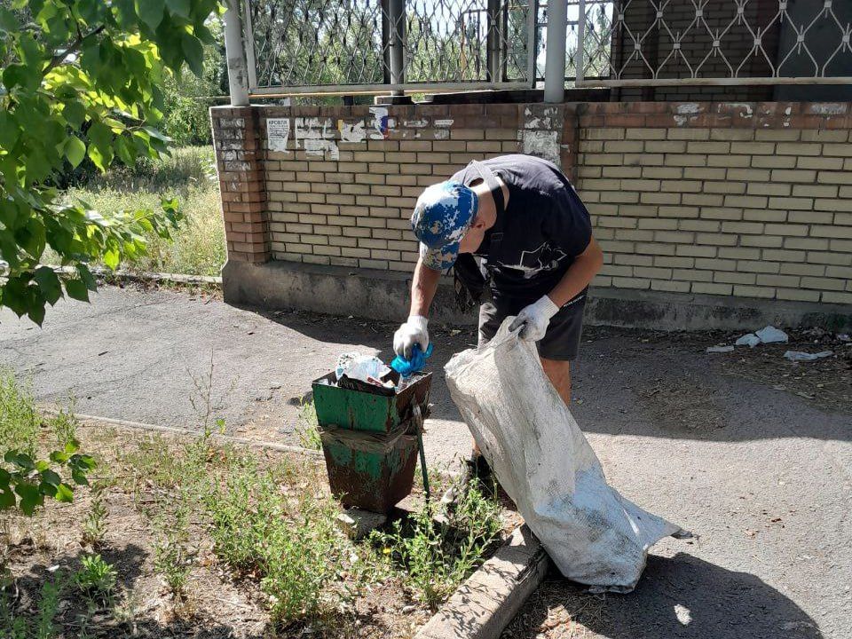 В Кировском ведутся работы по благоустройству В Кировском ведутся работы по благоустройству