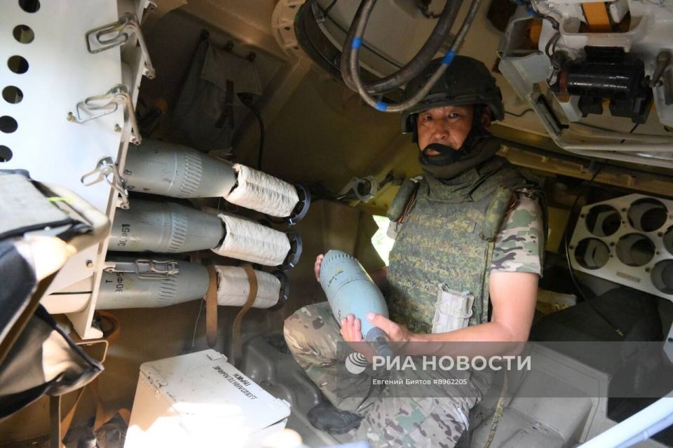 Боевая работа расчёта 120-мм самоходного артиллерийского орудия 2С23 «Нона-СВК» 55-й отдельной мотострелковой (горной) бригады «Чёрные барсы» группировки войск «Центр» на Покровском (Красноармейском) направлении Боевая работа расчёта 120-мм самоходного артиллерийского орудия 2С23 «Нона-СВК» 55-й отдельной мотострелковой (горной) бригады «Чёрные барсы» группировки войск «Центр» на Покровском (Красноармейском) направлении