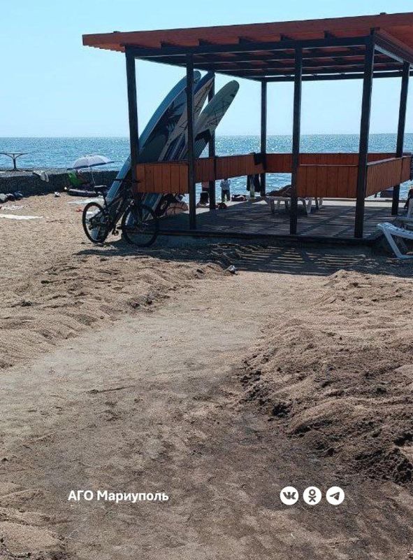 «Зеленстрой» благоустроил центральный городской пляж «Зеленстрой» благоустроил центральный городской пляж