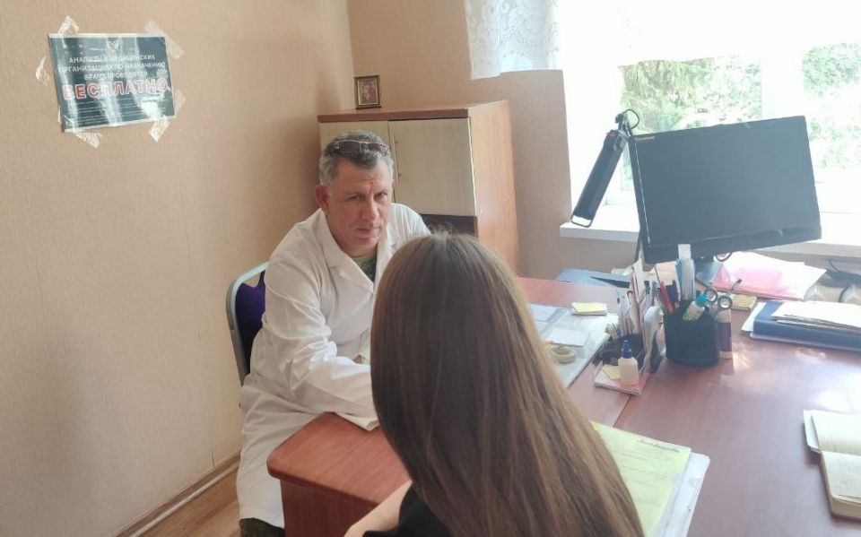 Консультативная бригада в больнице г. Харцызске Консультативная бригада в больнице г. Харцызске
