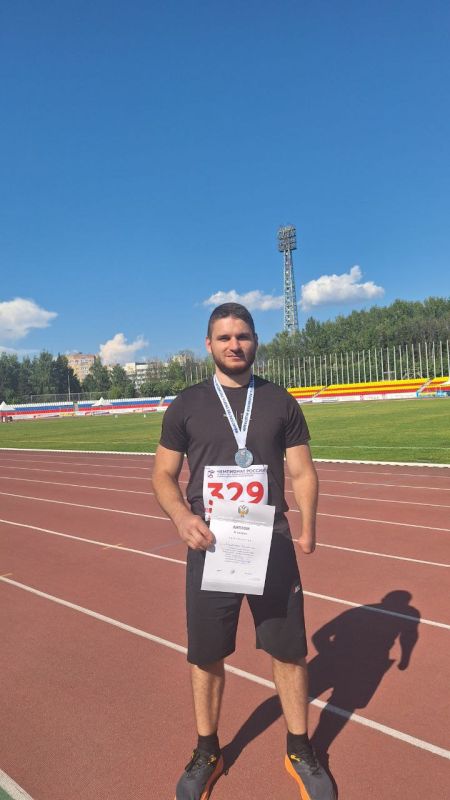 Юрий Мартынов: В первый же день чемпионата России по спорту лиц с поражением ОДА (дисциплина - легкая атлетика), который проходит в Чебоксарах с 11 по 14 июля, спортсмены нашей Республики завоевали 2 медали в толкании ядра: Юрий Мартынов: В первый же день чемпионата России по спорту лиц с поражением ОДА (дисциплина - легкая атлетика), который проходит в Чебоксарах с 11 по 14 июля, спортсмены нашей Республики завоевали 2 медали в толкании ядра: