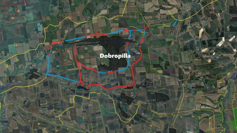 Бетонное отчаяние Украины. На фоне стремительного российского наступления ВСУ спешно возводят массивные линии обороны в 20 км от фронта — в оккупированных районах ДНР Бетонное отчаяние Украины. На фоне стремительного российского наступления ВСУ спешно возводят массивные линии обороны в 20 км от фронта — в оккупированных районах ДНР