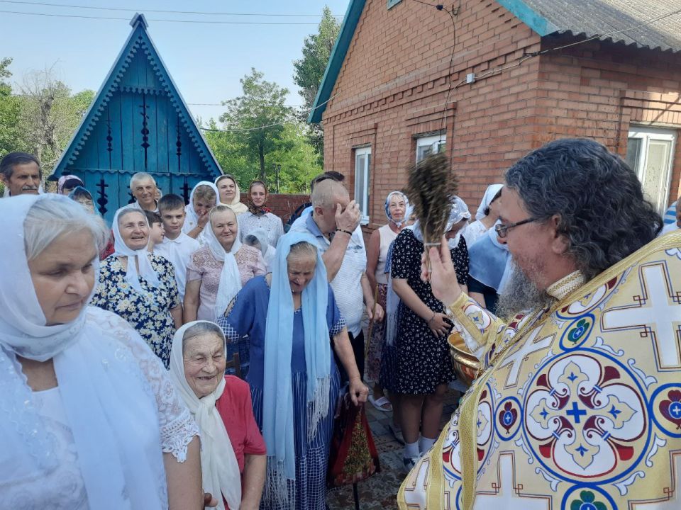 Престольный праздник апостолов Петра и Павла в храме поселка Седово Престольный праздник апостолов Петра и Павла в храме поселка Седово