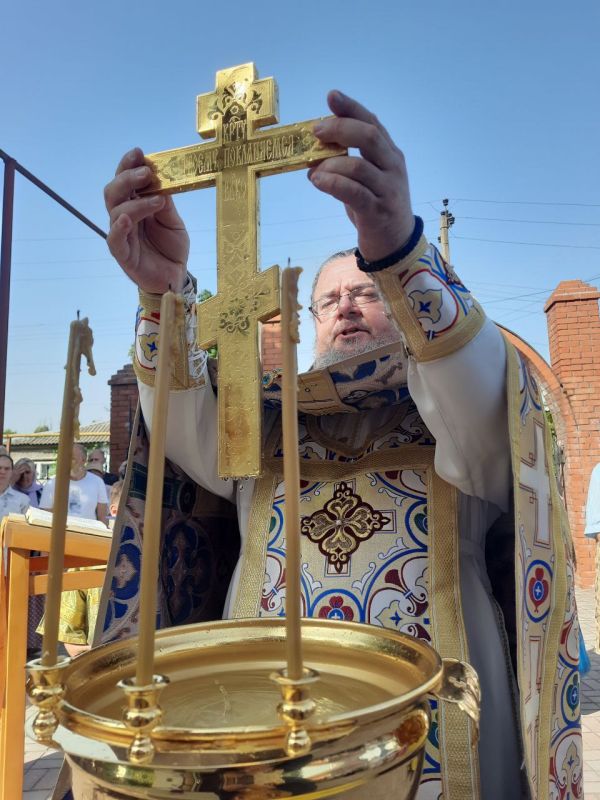 Престольный праздник апостолов Петра и Павла в храме поселка Седово Престольный праздник апостолов Петра и Павла в храме поселка Седово
