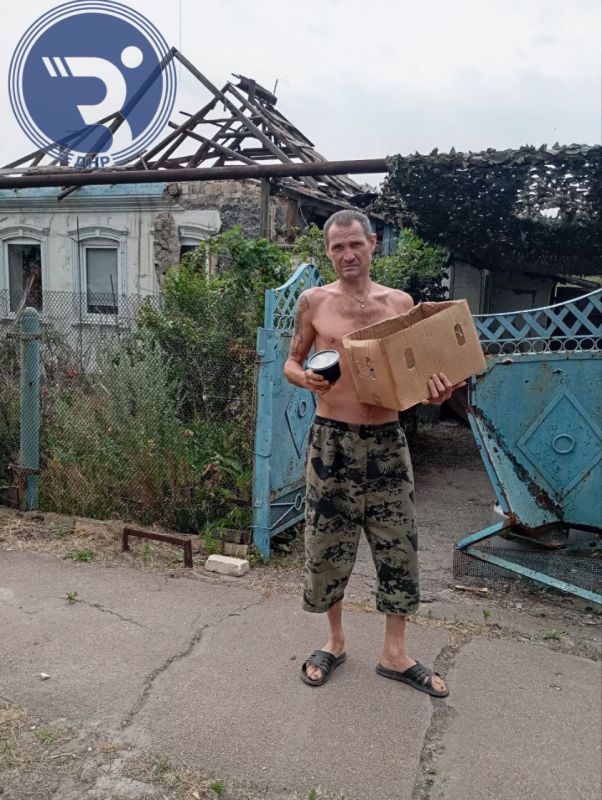 Сегодня в прекрасное воскресенье оперативная группа "Здоровое отечество" ДНР вновь посетила город Красногоровку! Сегодня в прекрасное воскресенье оперативная группа "Здоровое отечество" ДНР вновь посетила город Красногоровку!