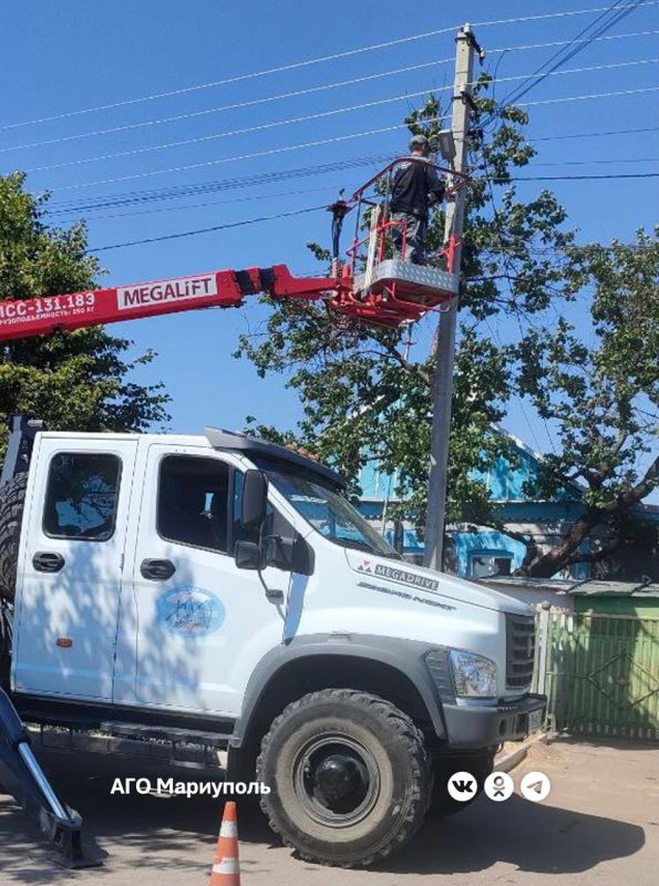За минувшую неделю «Мариупольгорсвет» установил 390 новых светильников За минувшую неделю «Мариупольгорсвет» установил 390 новых светильников