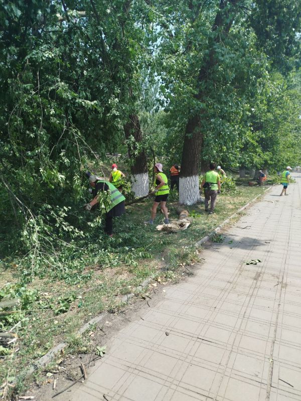 Александр Шатов: В Шахтерском муниципальном округе ведутся работы по устранению последствий непогоды Александр Шатов: В Шахтерском муниципальном округе ведутся работы по устранению последствий непогоды