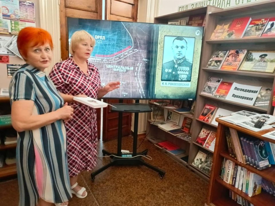 Виктория Жукова: В Зугрэсской библиотеке-филиале №3 была подготовлена книжная выставка «Легендарная Прохоровка» Виктория Жукова: В Зугрэсской библиотеке-филиале №3 была подготовлена книжная выставка «Легендарная Прохоровка»