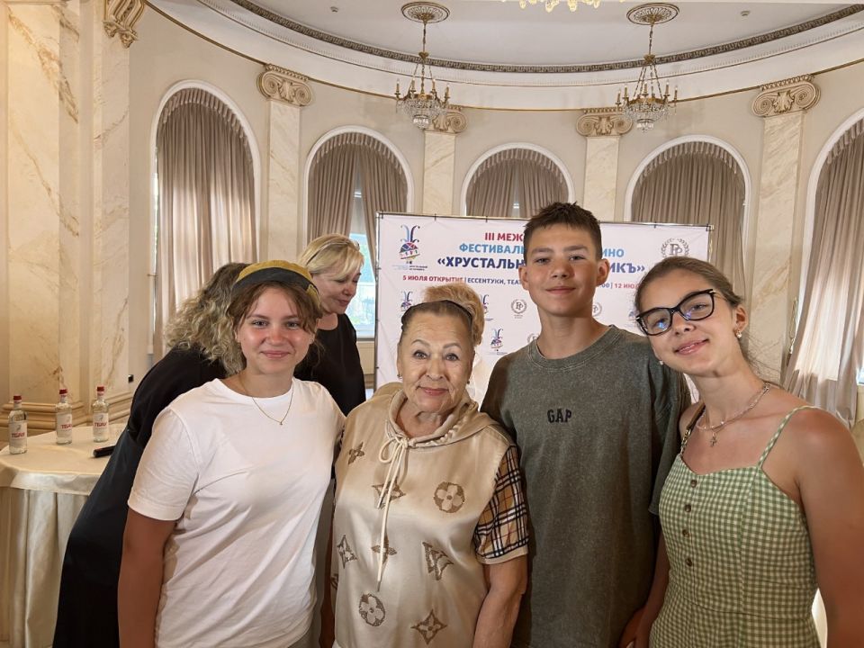 Творческие коллективы из ДНР стали участниками фестиваля детского кино «Хрустальный источникъ» Творческие коллективы из ДНР стали участниками фестиваля детского кино «Хрустальный источникъ»
