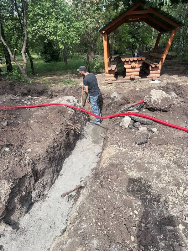 В ДНР до 2030 года будет благоустроено более 400 общественных пространств – это стало возможным благодаря активной работе по привлечению федеральных средств Главы ДНР Дениса Пушилина В ДНР до 2030 года будет благоустроено более 400 общественных пространств – это стало возможным благодаря активной работе по привлечению федеральных средств Главы ДНР Дениса Пушилина