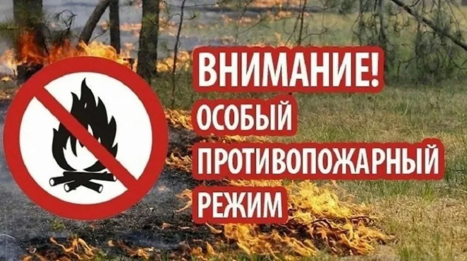 В Снежном ведется капитальный ремонт кровли жилого дома на ул. 250 лет Донбасса В Снежном ведется капитальный ремонт кровли жилого дома на ул. 250 лет Донбасса