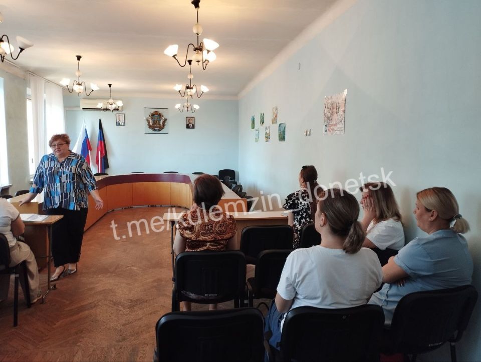 По поручению Главы Донецкой Народной Республики Дениса Пушилина состоялась встреча с представителями учреждений образования Куйбышевского района По поручению Главы Донецкой Народной Республики Дениса Пушилина состоялась встреча с представителями учреждений образования Куйбышевского района