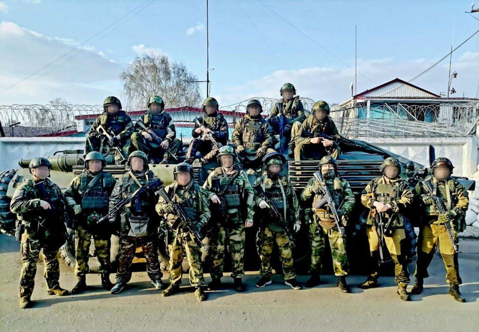 15 июля 1991 года в одном из самых небольших субъектов Российской Федерации, в живописном, самобытном и гостеприимном поволжском крае, на границе густых лесов и луговых степей, на берегах красавицы-Волги, которую в регионе... 15 июля 1991 года в одном из самых небольших субъектов Российской Федерации, в живописном, самобытном и гостеприимном поволжском крае, на границе густых лесов и луговых степей, на берегах красавицы-Волги, которую в регионе...