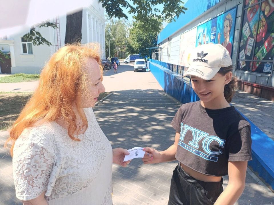 15 июля в рамках проекта ГосСтарт Доброслужащий и антинаркотического месячника, прошла акция "Стоп наркотик" 15 июля в рамках проекта ГосСтарт Доброслужащий и антинаркотического месячника, прошла акция "Стоп наркотик"