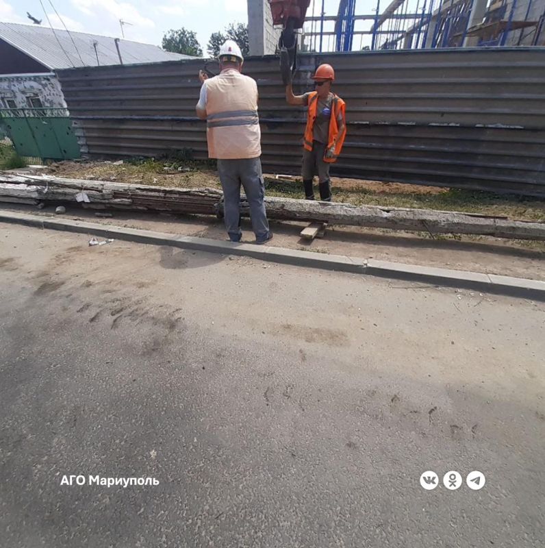 «Мариупольгорсвет» обновил более километра воздушных линий «Мариупольгорсвет» обновил более километра воздушных линий
