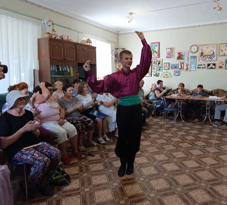 Николай Михайлов: В Старобешевском округе прошло праздничное мероприятие "Таланты нашего города" Николай Михайлов: В Старобешевском округе прошло праздничное мероприятие "Таланты нашего города"