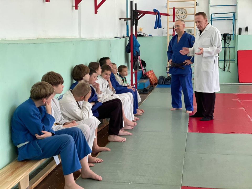 Выбор сильных — здоровье и сила в каждом решении! Выбор сильных — здоровье и сила в каждом решении!