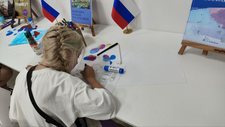 16 июля в Центре Детского Творчества "PROДетство", что при Музее истории села Старченково, царила атмосфера вдохновения и творчества 16 июля в Центре Детского Творчества "PROДетство", что при Музее истории села Старченково, царила атмосфера вдохновения и творчества