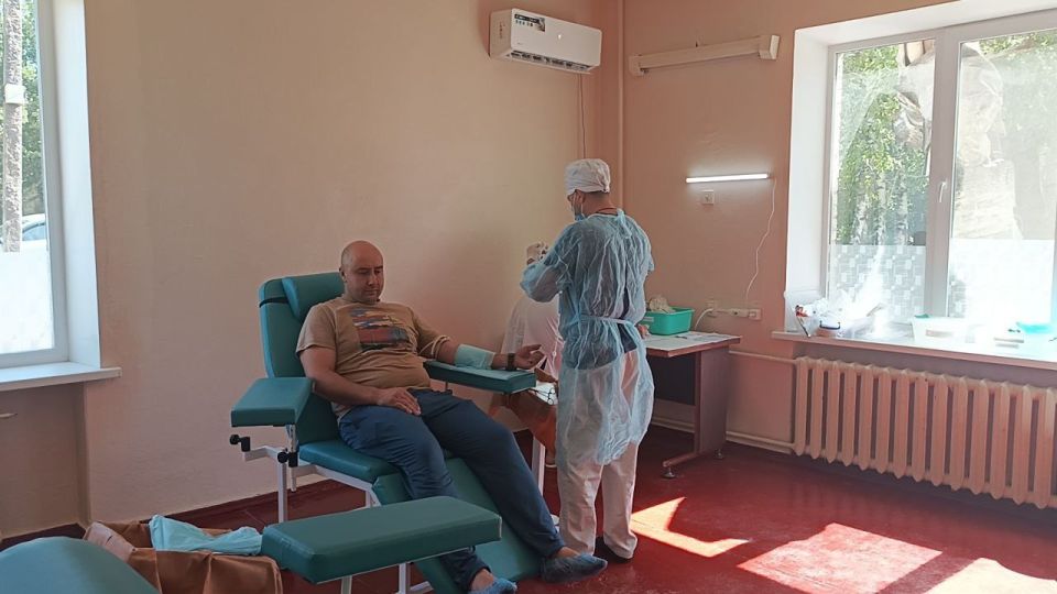 Николай Михайлов: В Старобешевском муниципальном округе прошла акция «Сдай кровь – спаси жизнь» Николай Михайлов: В Старобешевском муниципальном округе прошла акция «Сдай кровь – спаси жизнь»