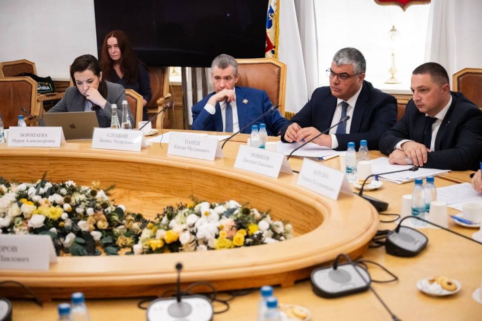 Леонид Слуцкий: Сегодня важный день — провёл встречу с бойцами добровольческой разведывательно-штурмовой бригады им. Святого Благоверного князя Александра Невского Леонид Слуцкий: Сегодня важный день — провёл встречу с бойцами добровольческой разведывательно-штурмовой бригады им. Святого Благоверного князя Александра Невского