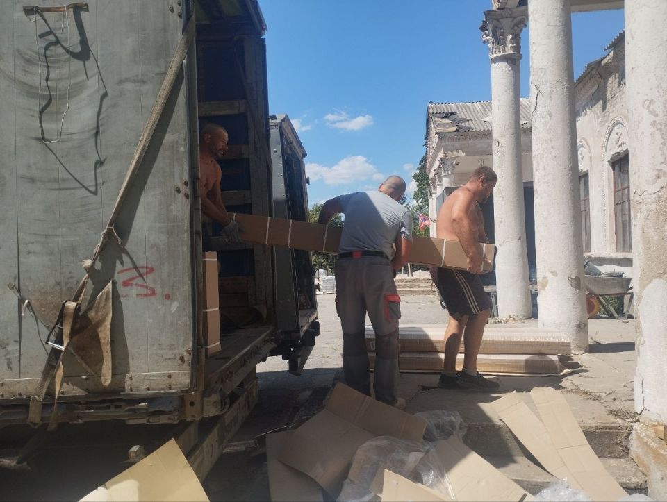 16.07.2025 в рамках Народной программы ВПП«Единая Россия» провёл совместно с и.о. Главы Администрации Тельмановского муниципального округа М.В. Нечаевым мониторинг объекта благоустройства в рамках программы ФКГС на... 16.07.2025 в рамках Народной программы ВПП«Единая Россия» провёл совместно с и.о. Главы Администрации Тельмановского муниципального округа М.В. Нечаевым мониторинг объекта благоустройства в рамках программы ФКГС на...