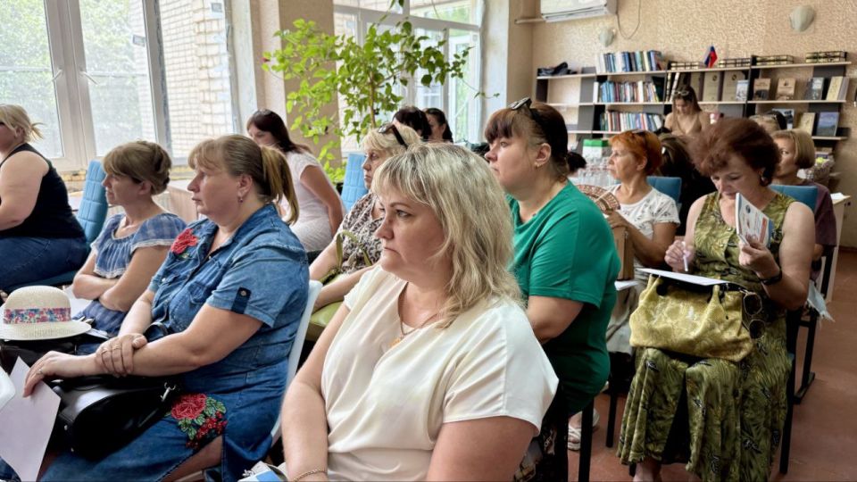 Иловайск на передовой: как социальное предпринимательство даёт надежду на возрождение Иловайск на передовой: как социальное предпринимательство даёт надежду на возрождение