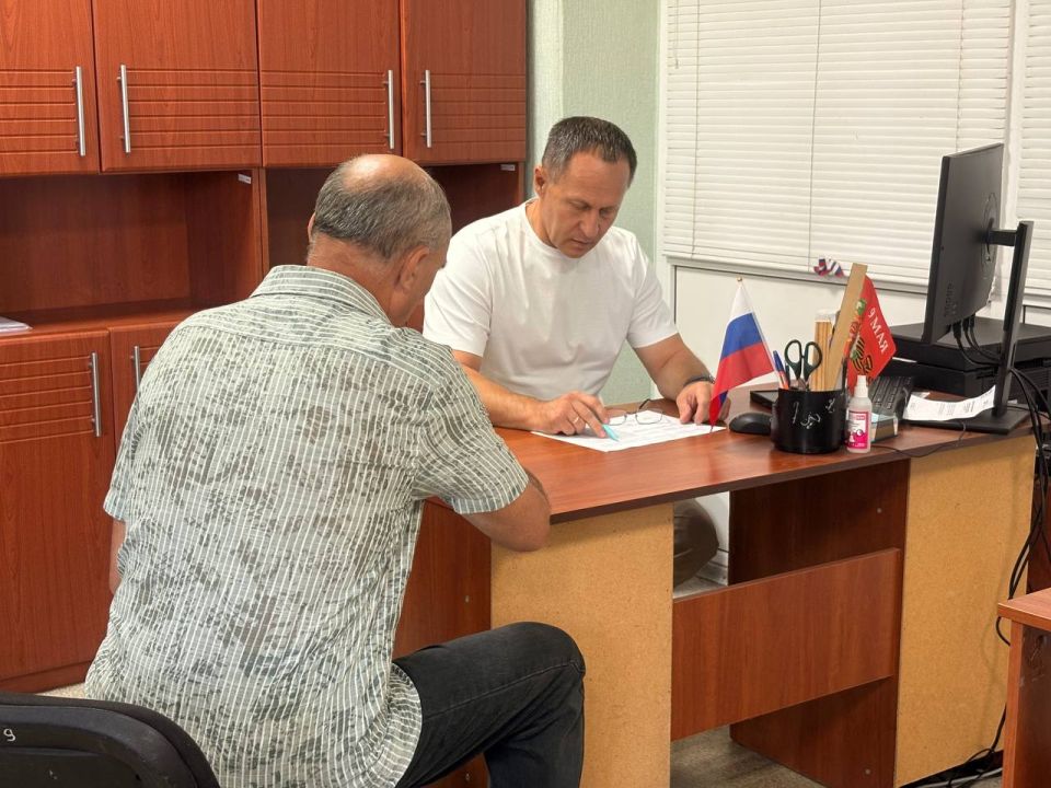 Александр Пеняев: 17 июля прошел очередной прием граждан Александр Пеняев: 17 июля прошел очередной прием граждан