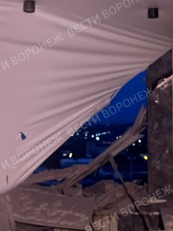 Последствия ночной атаки БПЛА в Воронеже Последствия ночной атаки БПЛА в Воронеже