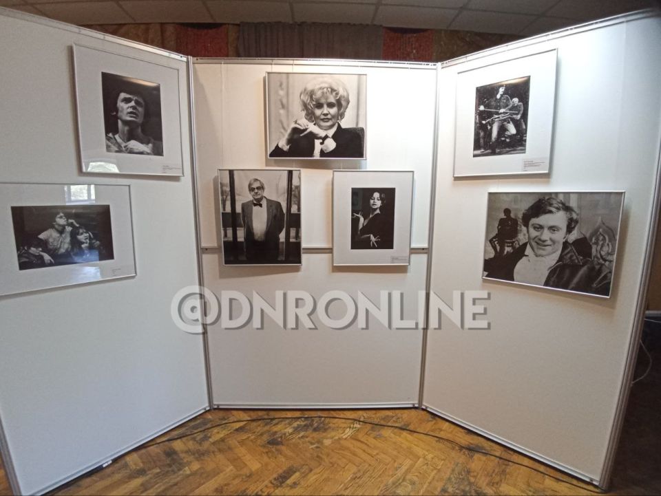 В Донецком краеведческом музее открылась фотовыставка «Театр фотогеничен» В Донецком краеведческом музее открылась фотовыставка «Театр фотогеничен»