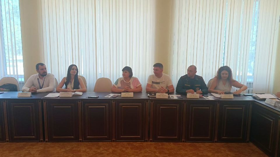 Виктория Жукова: Провела еженедельное аппаратное совещание с руководителями ведомств, а также представителями силовых структур Виктория Жукова: Провела еженедельное аппаратное совещание с руководителями ведомств, а также представителями силовых структур