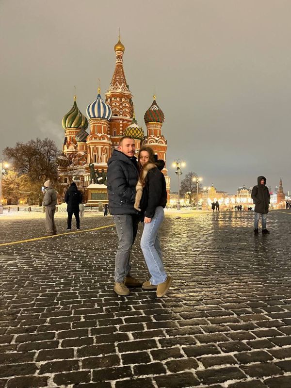 В акции #МедицинаСближает принимает участие семейная пара медиков из ГБУ ДНР «Городской больницы №2 г. Макеевки» В акции #МедицинаСближает принимает участие семейная пара медиков из ГБУ ДНР «Городской больницы №2 г. Макеевки»