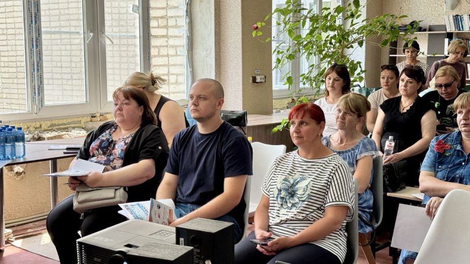 Иловайск на передовой: как социальное предпринимательство даёт надежду на возрождение Иловайск на передовой: как социальное предпринимательство даёт надежду на возрождение