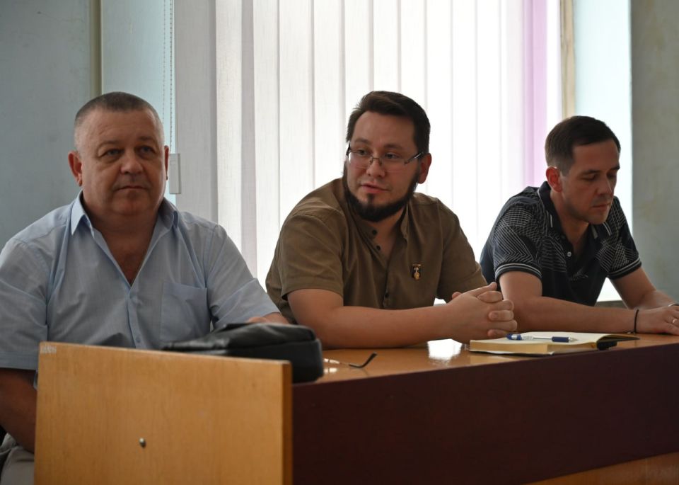 Иван Адамец: Состоялась рабочая встреча с трудовым коллективом «Централизованная бухгалтерия учреждений образования Куйбышевского района города Донецка» Иван Адамец: Состоялась рабочая встреча с трудовым коллективом «Централизованная бухгалтерия учреждений образования Куйбышевского района города Донецка»