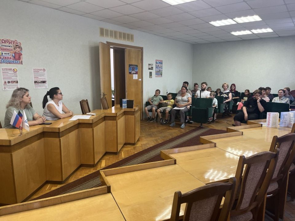 Елена Рязанцева: Сегодня, 17 июля, в Пролетарском внутригородском районе города Донецка прошло мероприятие «Здоровье – главное богатство» Елена Рязанцева: Сегодня, 17 июля, в Пролетарском внутригородском районе города Донецка прошло мероприятие «Здоровье – главное богатство»