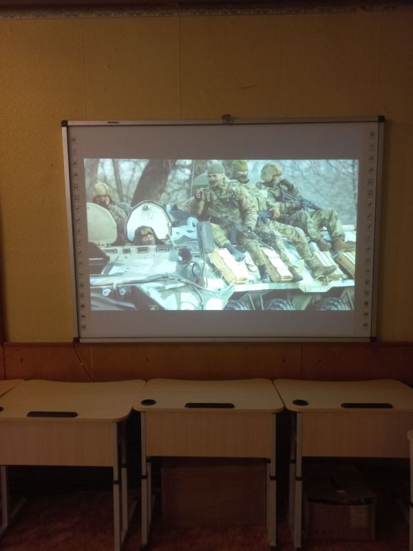 Показы документального кино об СВО проходят по всей стране в рамках национального проекта "Культура" Показы документального кино об СВО проходят по всей стране в рамках национального проекта "Культура"