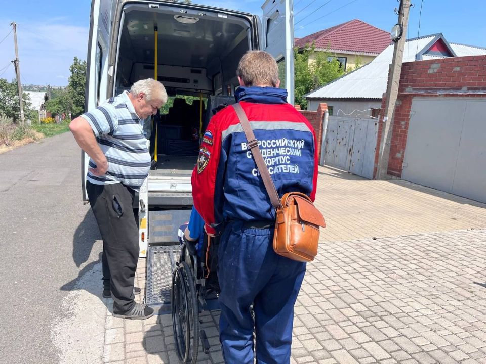 Добровольцы Донецкого РО ВСКС помогли участнику СВО Добровольцы Донецкого РО ВСКС помогли участнику СВО