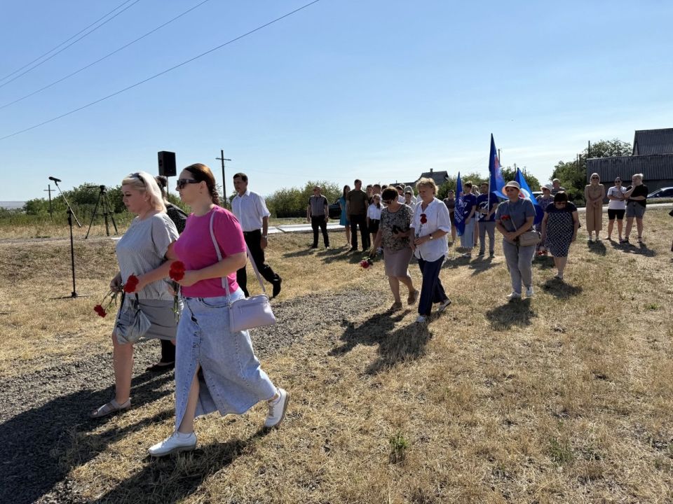 Одиннадцать лет назад, 17 июля 2014 года, украинские террористы сбили пассажирский самолет «Боинг-777-200» «Малайзийских авиалиний» Одиннадцать лет назад, 17 июля 2014 года, украинские террористы сбили пассажирский самолет «Боинг-777-200» «Малайзийских авиалиний»